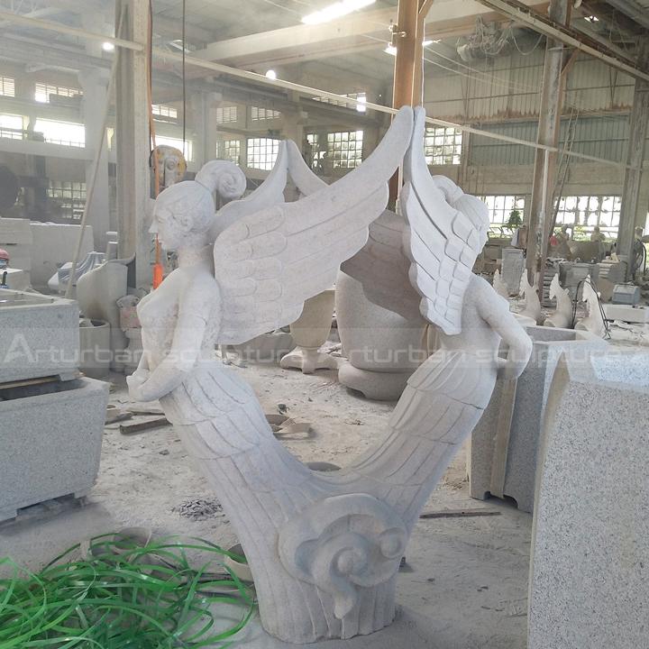 statue d'ange pour jardin en pierre