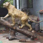 Bronze-Tigerstatue