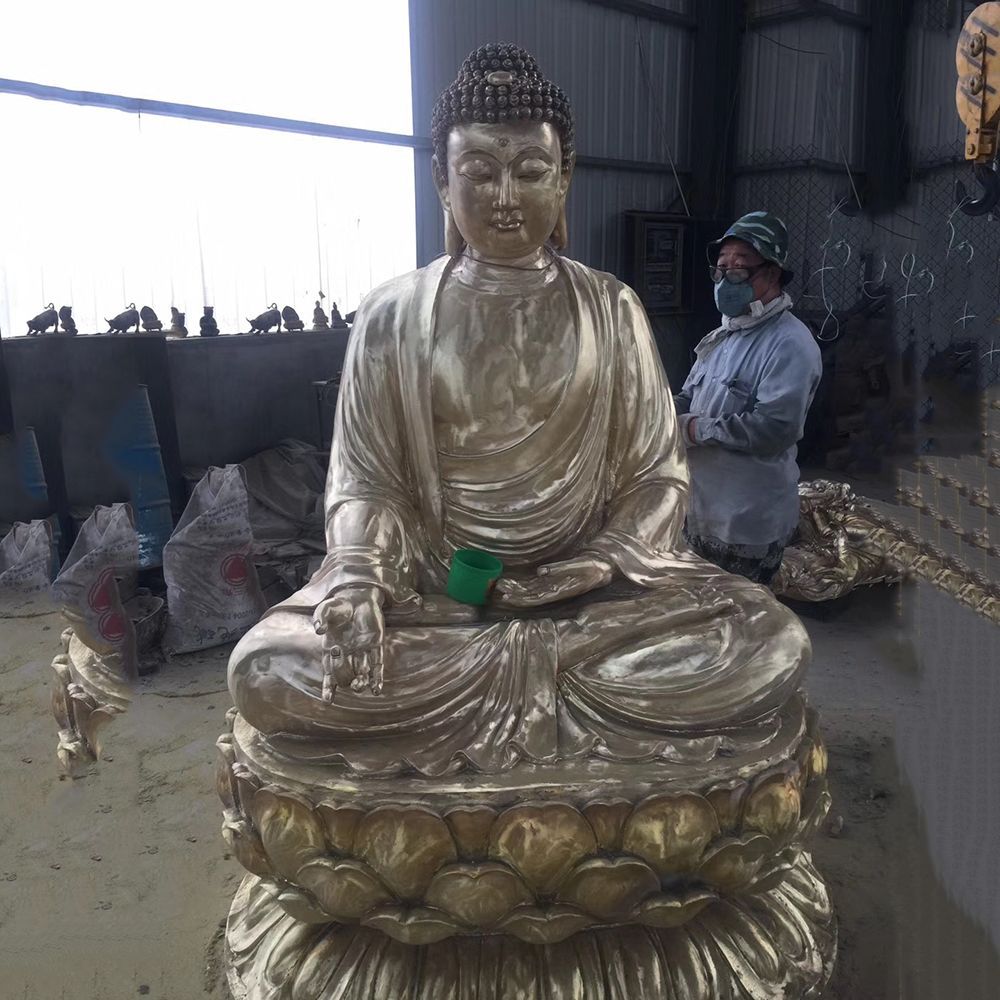 Goldene Gautama Buddha Statue