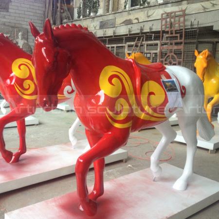 Statues de chevaux peints de Lexington