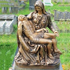 Michelangelo-Skulptur Pietà