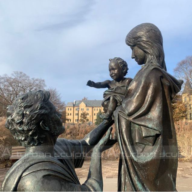 statua della famiglia di Gesù