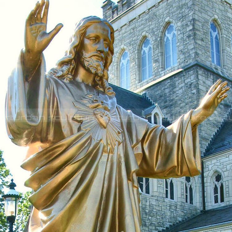 Außen-Sacred-Heart-Statue