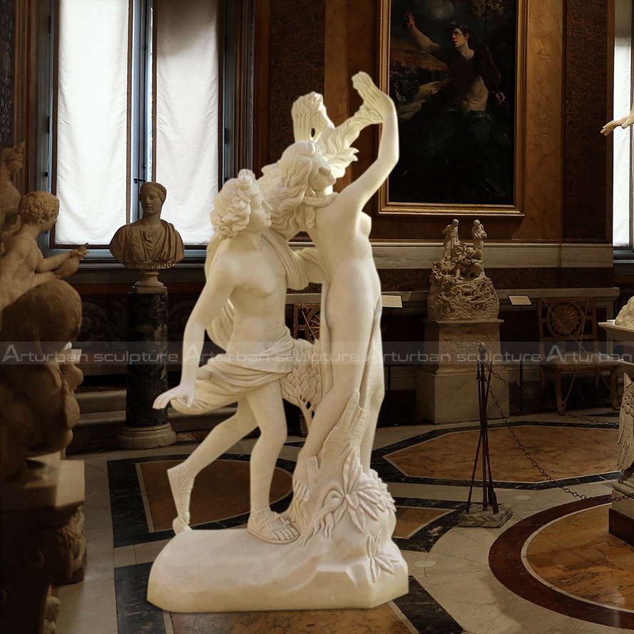 Scultura di Bernini: Apollo e Dafne Scultura di Bernini: Apollo e Dafne