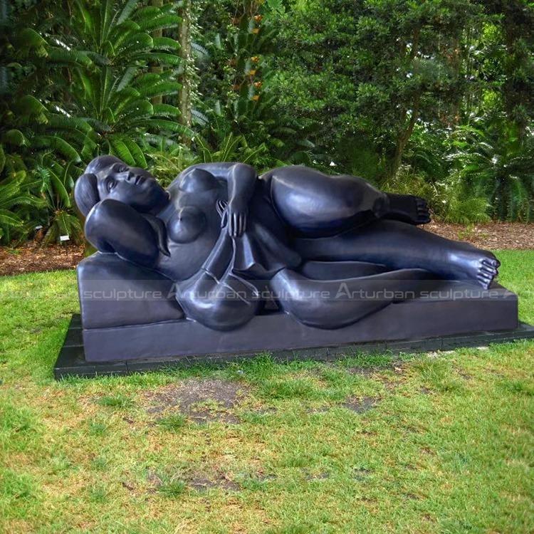 Escultura de Mulher Botero Escultura de Mulher Botero
