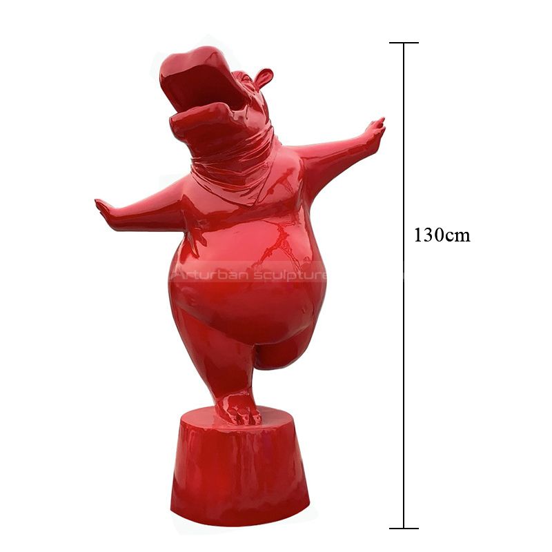 Statua di Ippopotamo che Balla