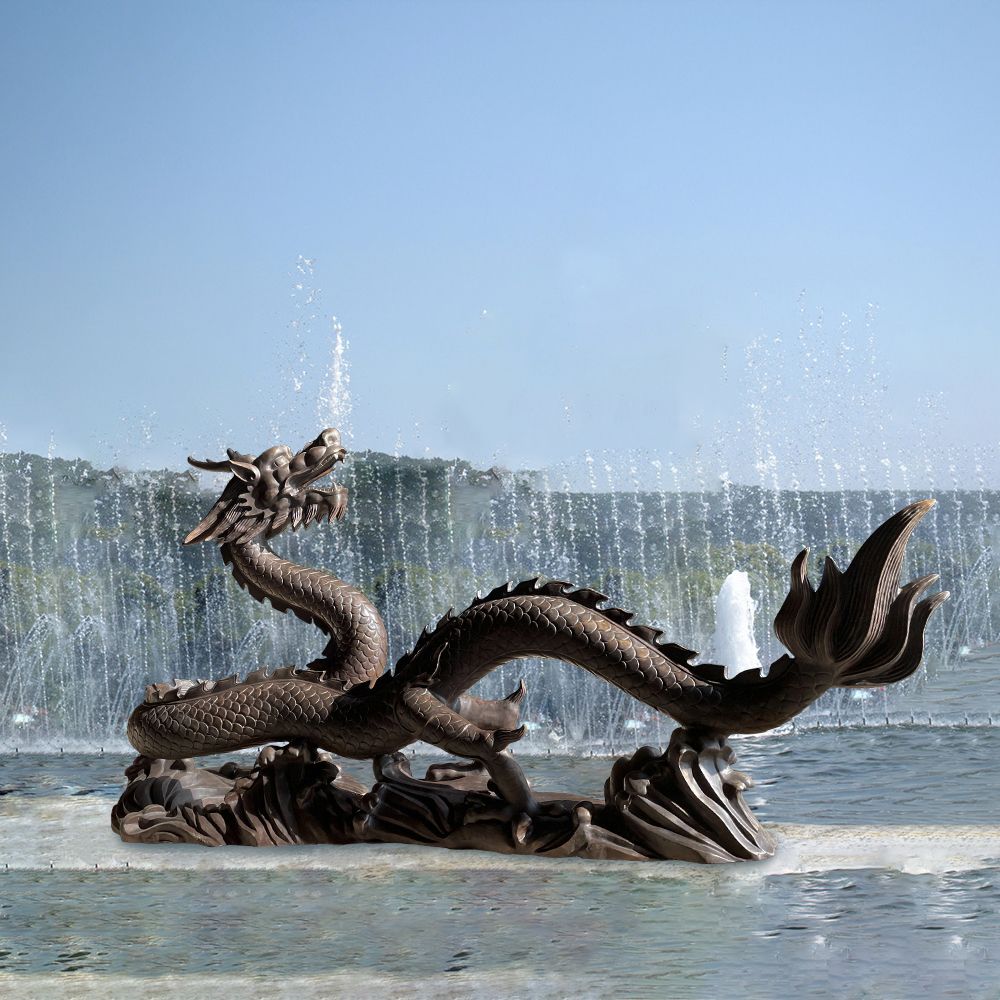Orientalische Drachenskulptur