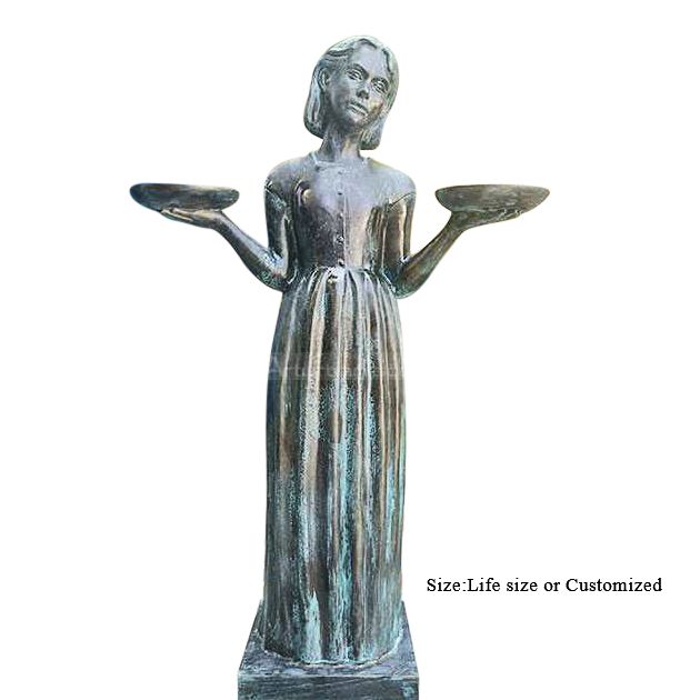 Replik der Vogelmädchen-Statue