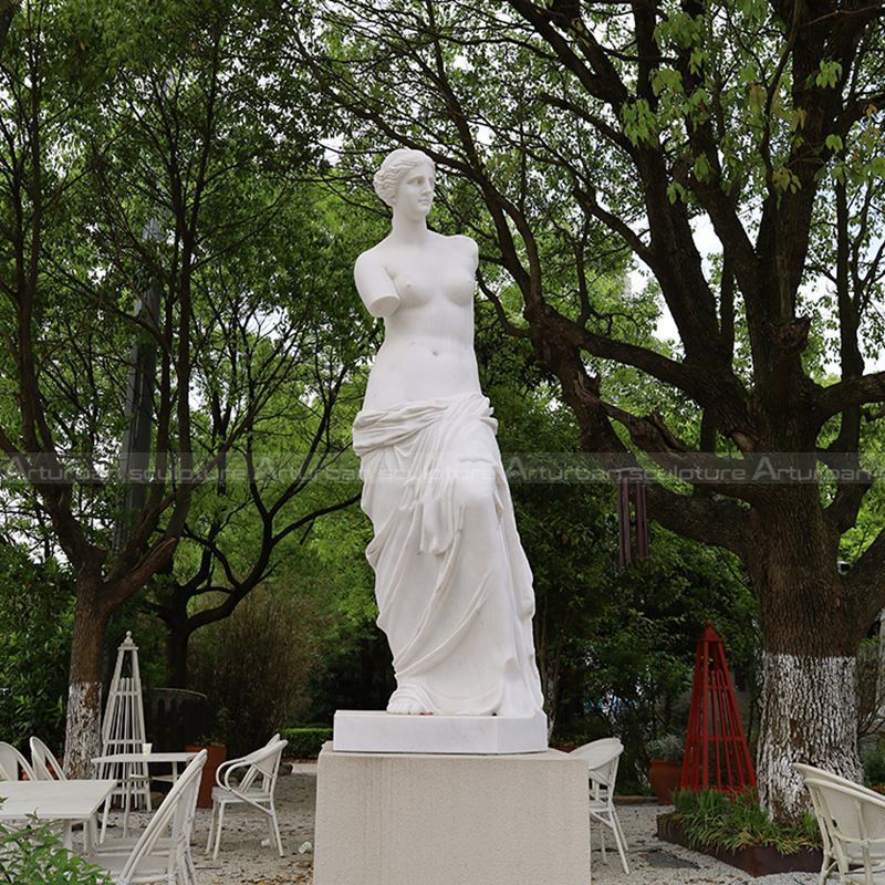 Statua di Venere senza braccia