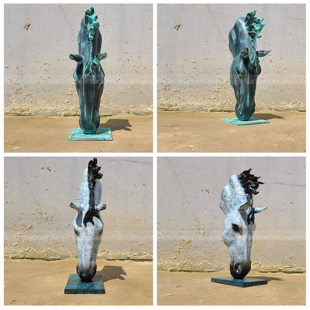 Große Pferdekopfskulptur