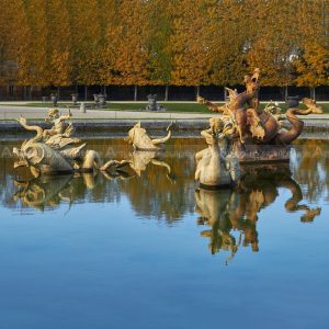 fontana da giardino con drago