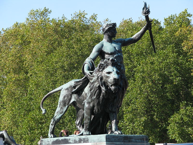 Statua del Leone di Buckingham Palace