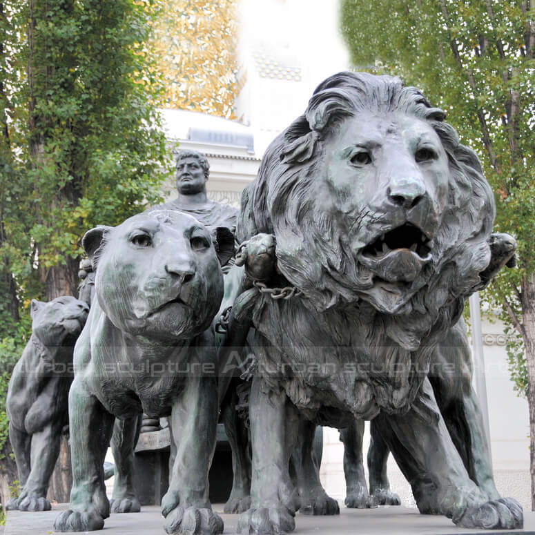 statue de lion en bronze à taille réelle