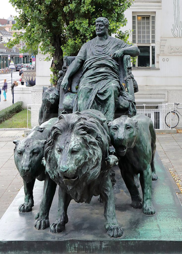statue de lion en bronze à taille réelle