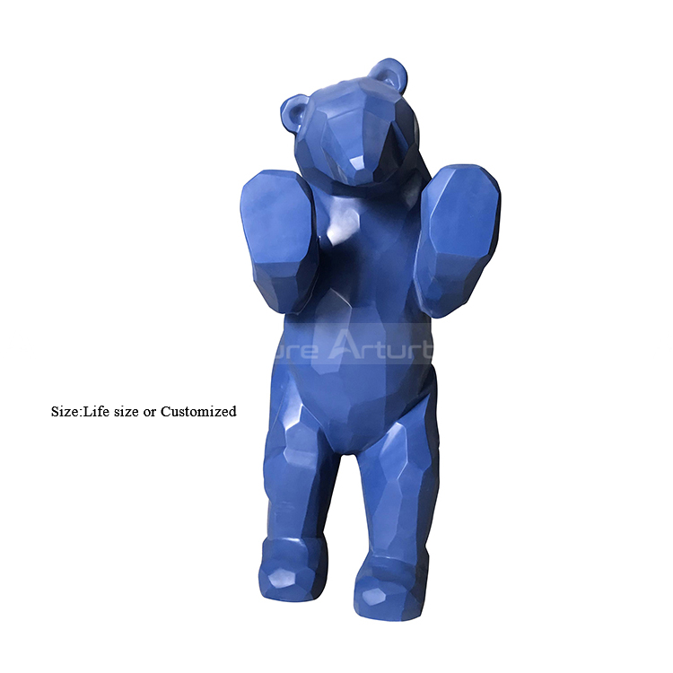 sculpture d'ours géométrique
