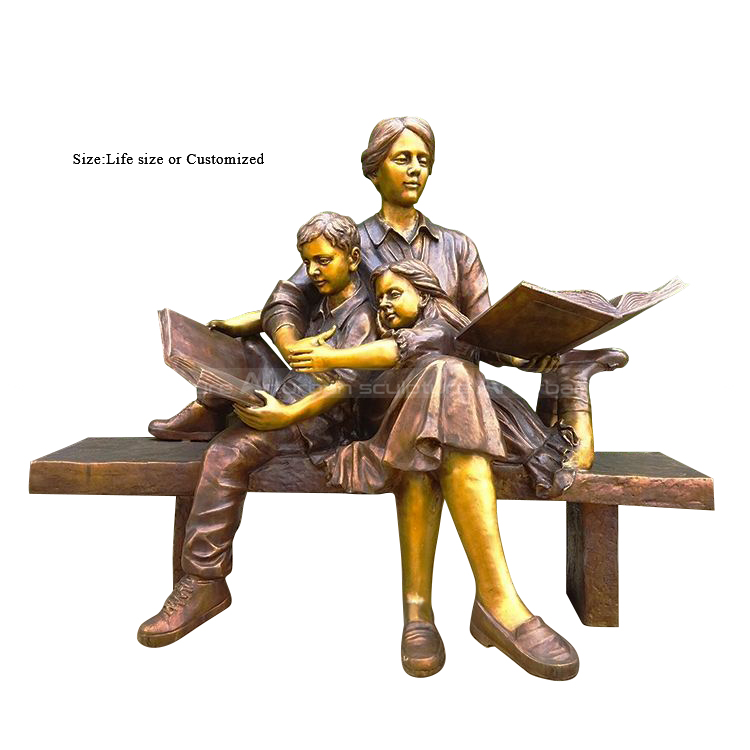 Mutter- und Kinderleseskulptur