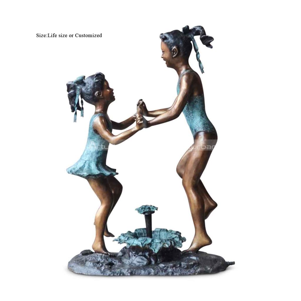 fonte de água com menina