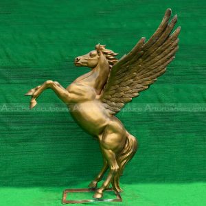 statua da giardino di pegaso