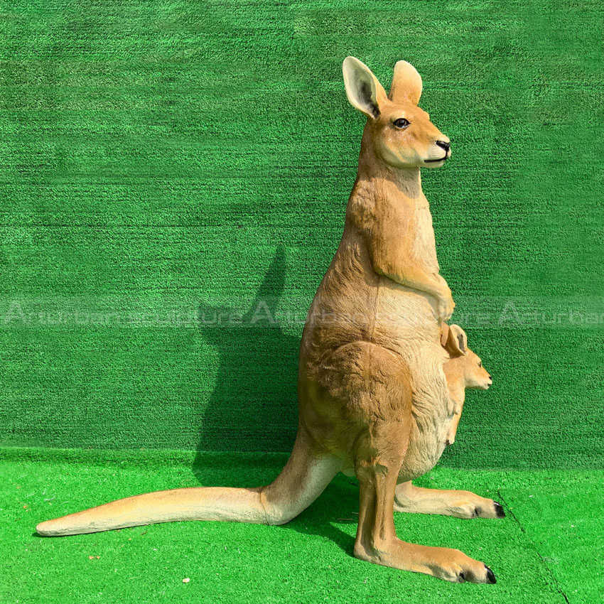 statua di canguro a grandezza naturale