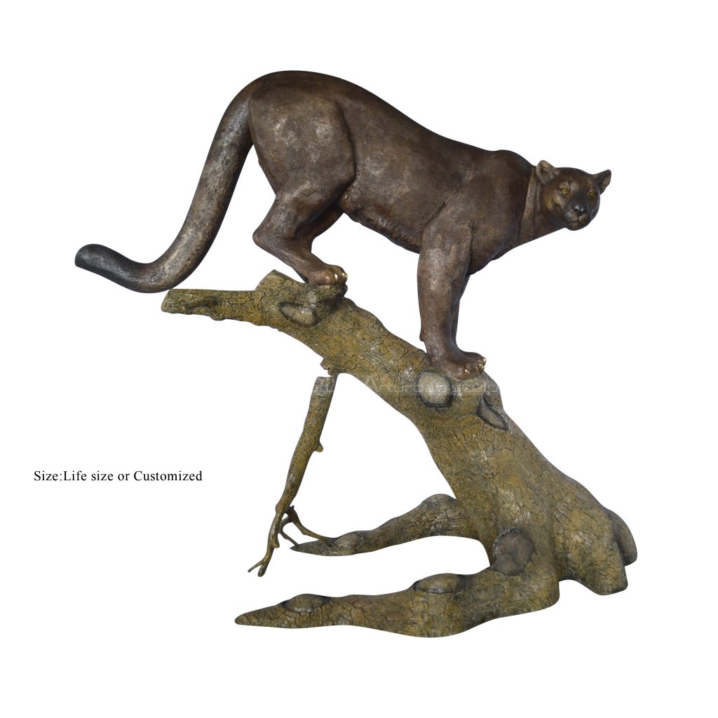 escultura de puma em bronze