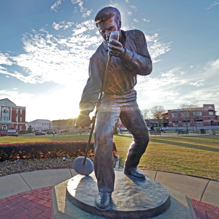 escultura do elvis presley