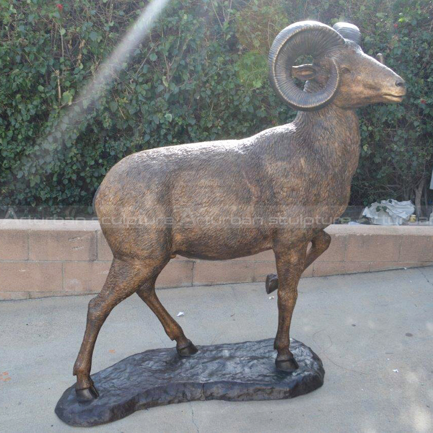 carneiro selvagem de bronze