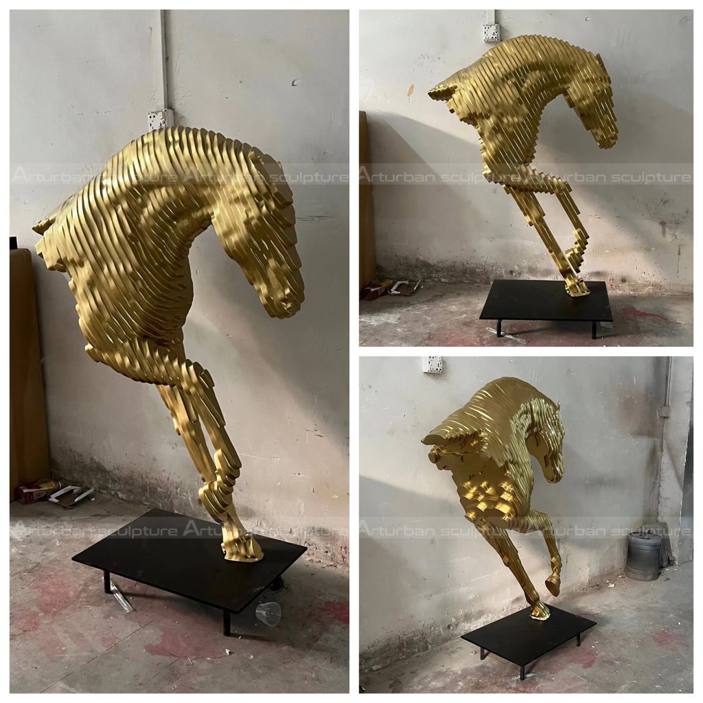 estatua de busto de caballo