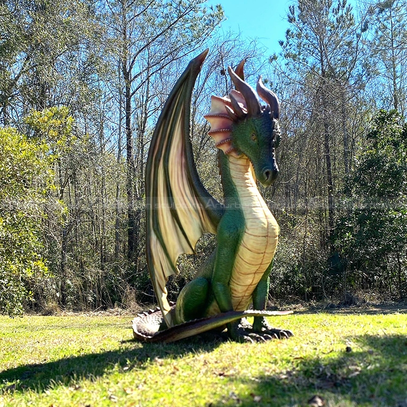 sculpture de dragon extérieur