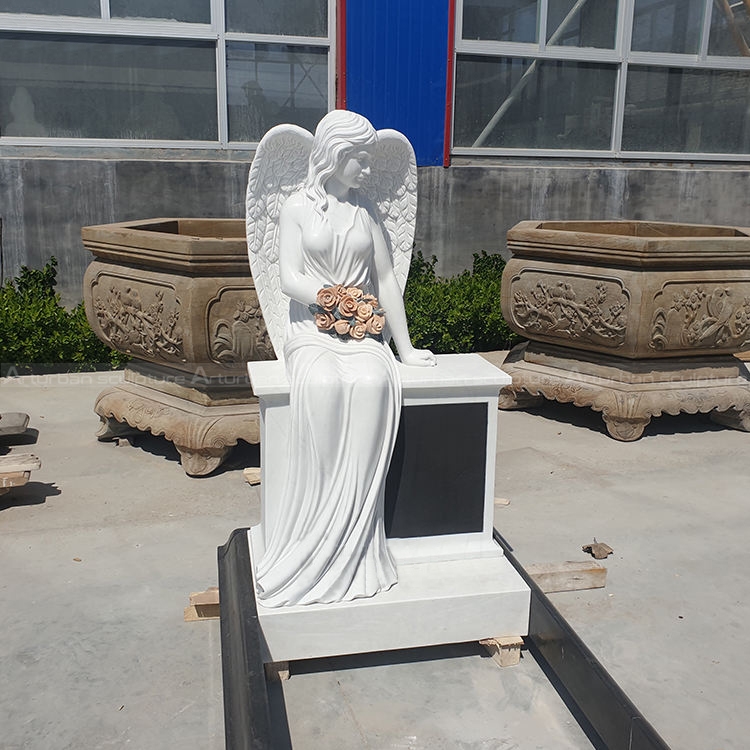 estátua de anjo para beira do túmulo