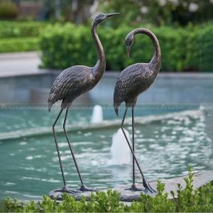 Statuettes de grue en laiton vintage