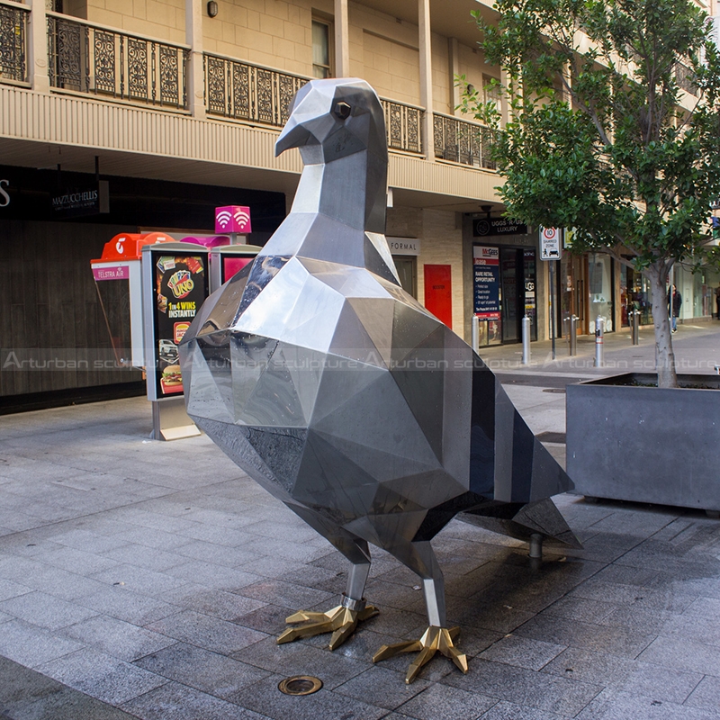 outdoor Taubenstatuen