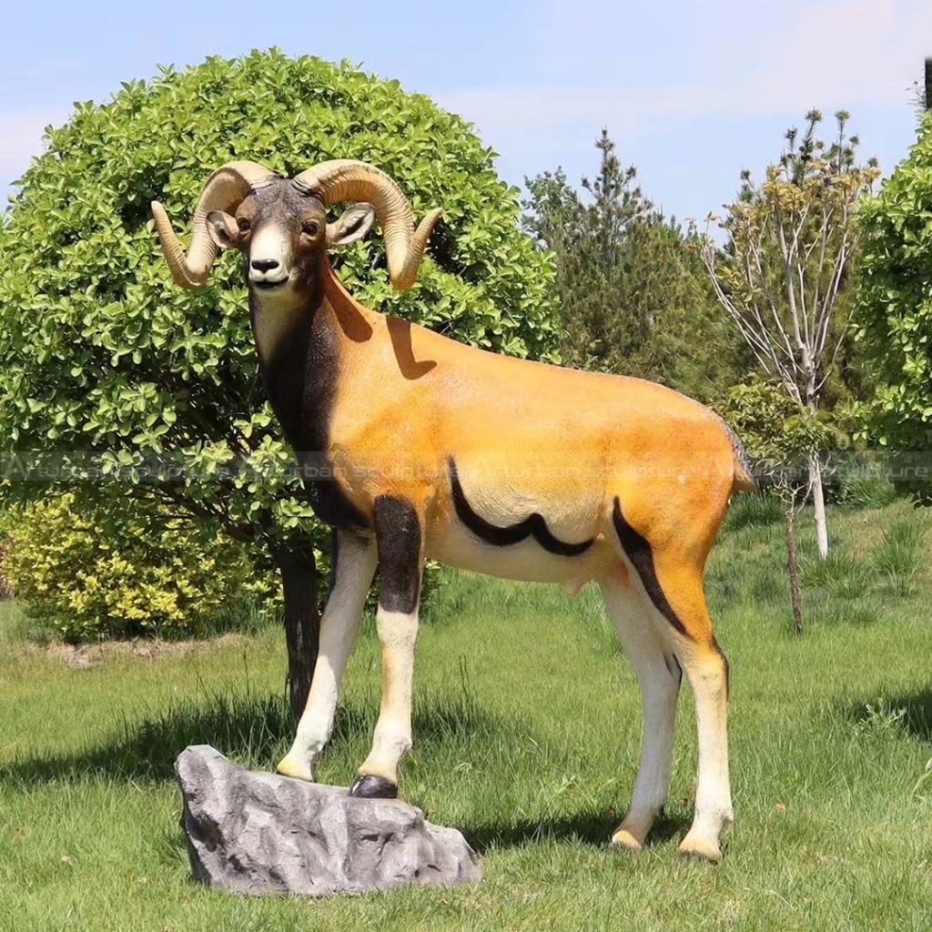 Bighorn-Schaf Skulptur