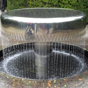 Edelstahl-Gartenteichbrunnen
