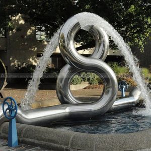 fontaine d'extérieur en acier inoxydable