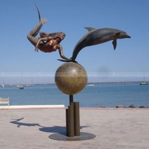 منحوتة عروسة البحر للبيع