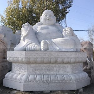 estátua de Buda rindo branco