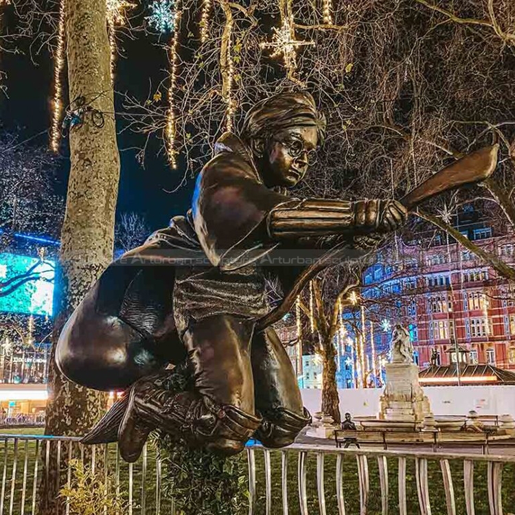 statue en bronze de harry potter