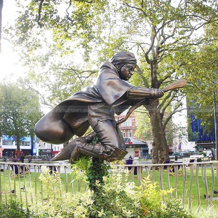 statue en bronze de harry potter