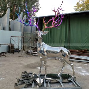statuette de cerf Art déco