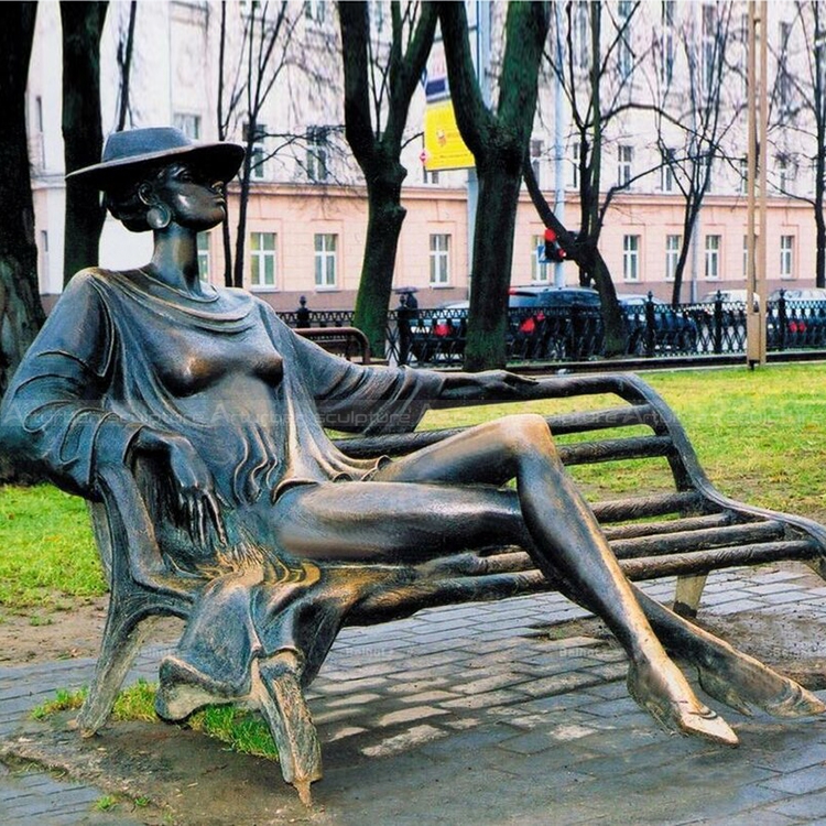estatuas femeninas a la venta