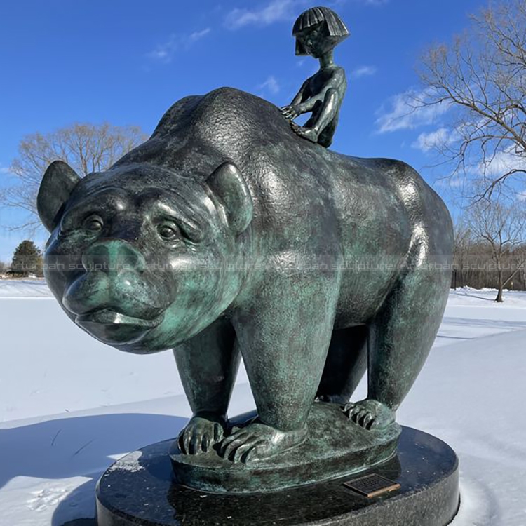 sculpture Garçon et Ours