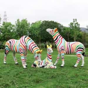Lebensgroße Zebrastatue