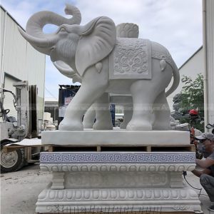 estátua de elefante para entrada