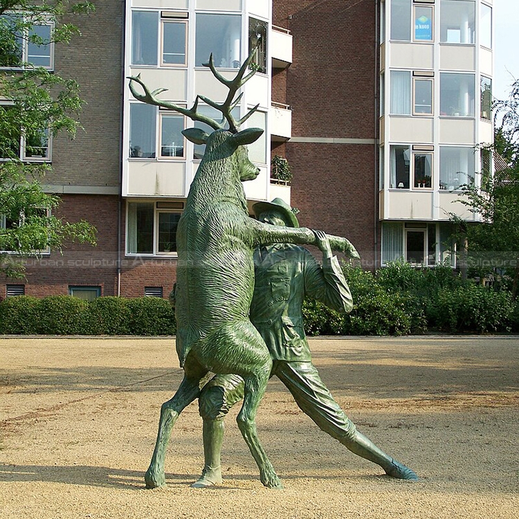 statues de cerfs à vendre