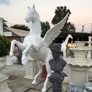 statua di pegaso in vendita