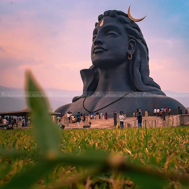 scultura di Lord Shiva