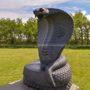 escultura de la cobra real