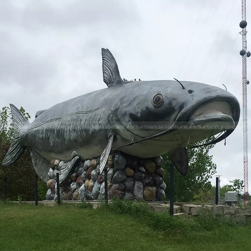 escultura de bagre