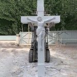 jesus christ cross statue