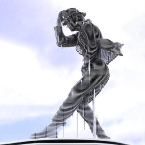 scultura di michael jackson